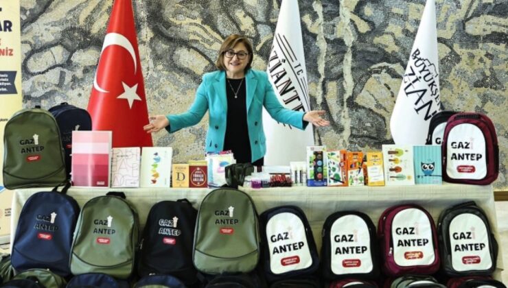 Gaziantep Büyükşehir Belediyesi’nden İlkokul 1. sınıf Öğrencilerine Çanta ve Kırtasiye Yardımı