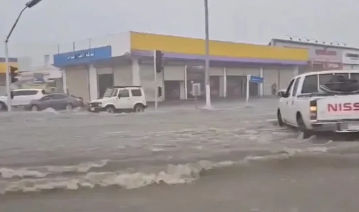 Suudi Arabistan’da Şiddetli Yağışlar Sonrası Sel Felaketi