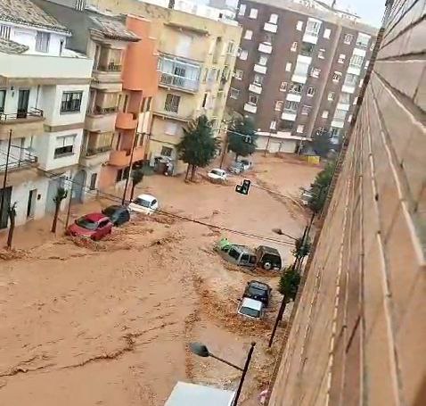 İspanya’yı Sel Vurdu: Utiel Kenti Sular Altında