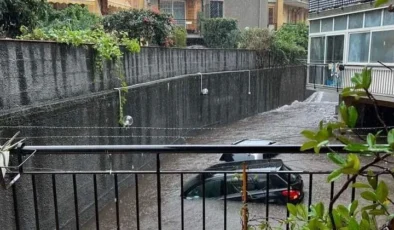 İtalya’yı da Sel Vurdu!