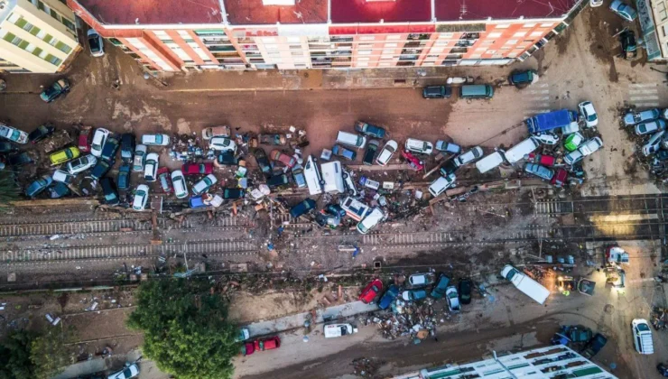 İspanya’da Sel Felaketi: 211 Kişi Hayatını Kaybetti