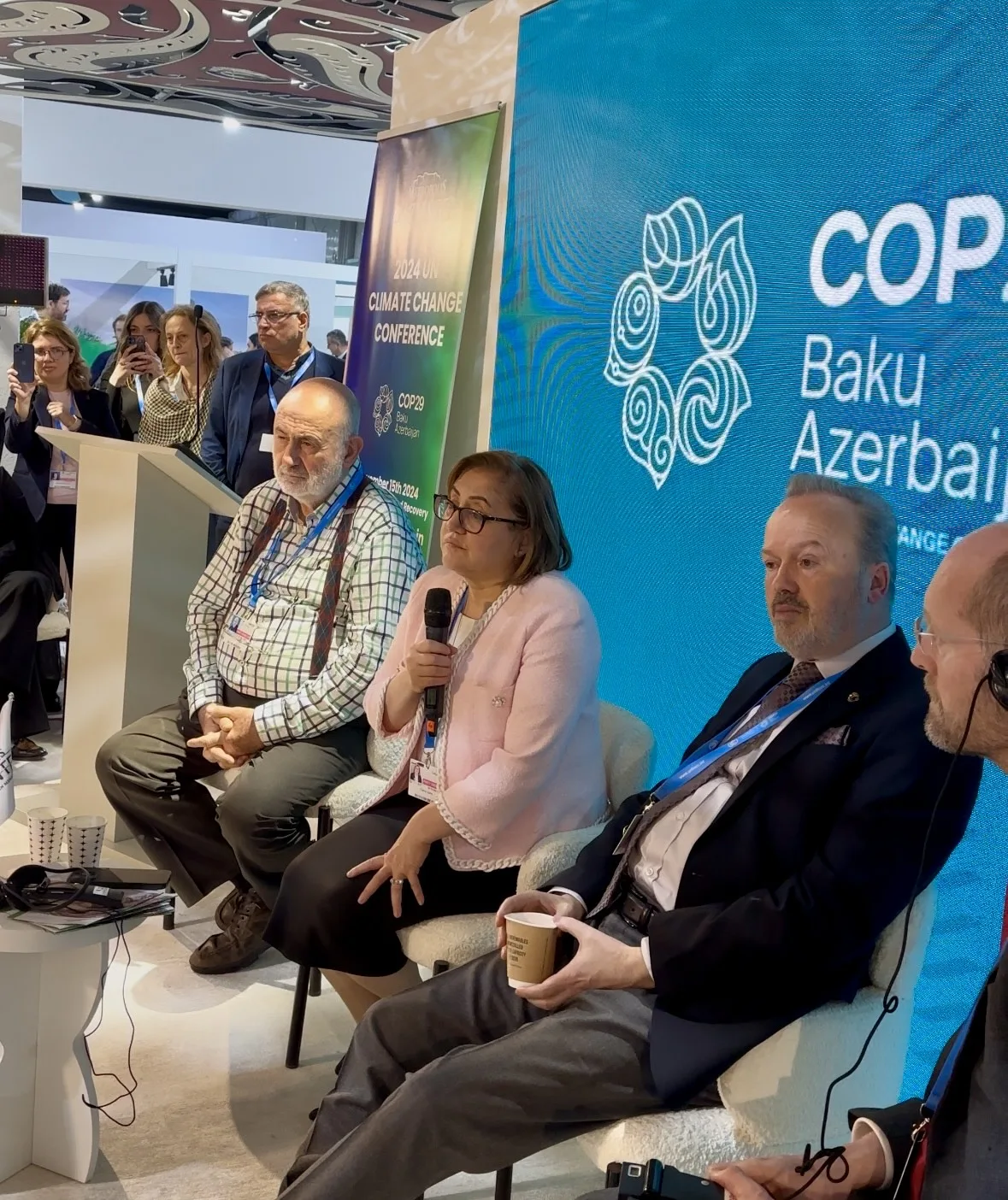 COP29’DA GAZİANTEP BÜYÜKŞEHİR’İN ÇEVRE PROJELERİ ANLATILDI (1)