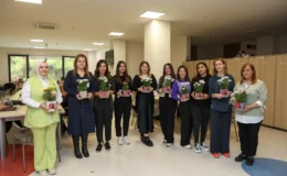 Gaziantep’te Öğretmenler Günü Çiçeklerle Kutlandı