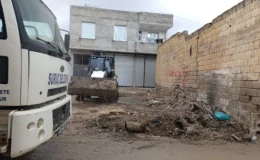 Suruç Belediyesi’nden Kanal Caddesi’nde Temizlik ve Kazı Çalışması