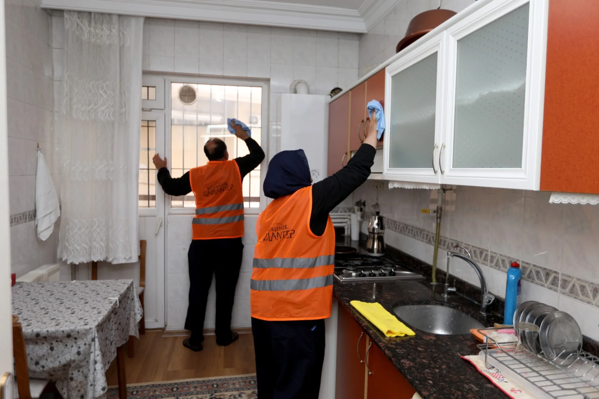 Hasta, Yaşlı ve İhtiyaç Sahiplerine Hayat Desteği!