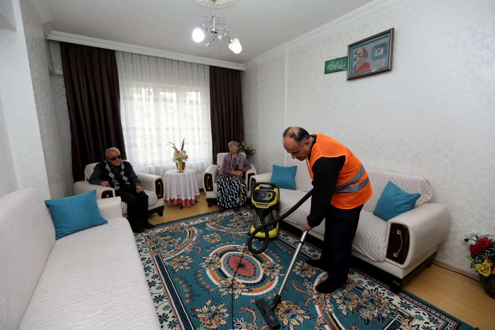 HASTA, YAŞLI VE İHTİYAÇ SAHİPLERİNE HAYAT DESTEĞİ! (4)