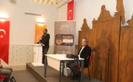 Mahmil Fikriyat Akademisi”Nin “Aşırı Düşünmek: Felsefe Ve Canavarlar” Konulu Konferansı Düzenlendi