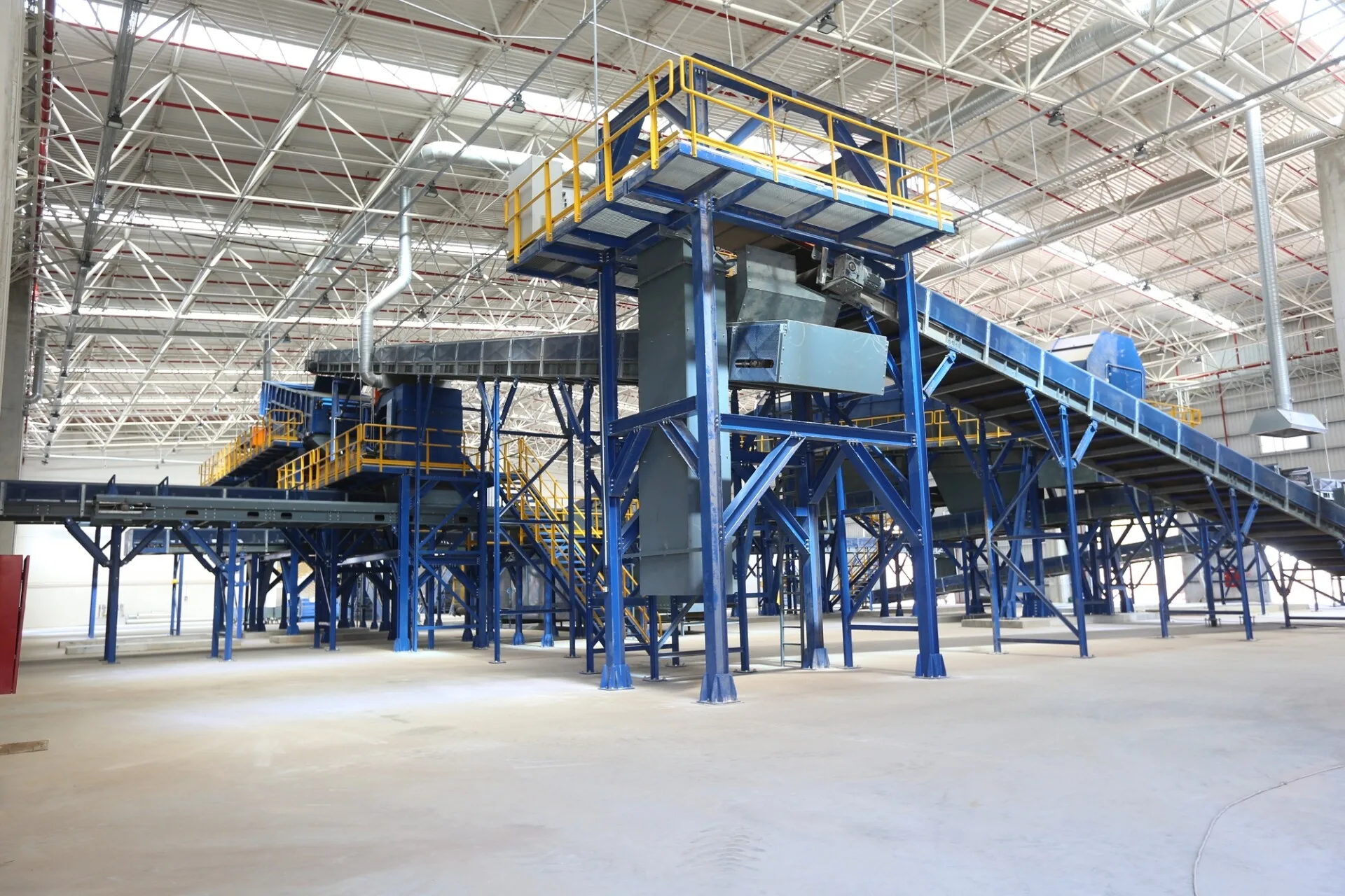 GAZİANTEP’TE ÇÖPTEN ENERJİ ÜRETEN TESİS HEM ELEKTRİK HEM ISI ENERJİSİ SAĞLIYOR (6)