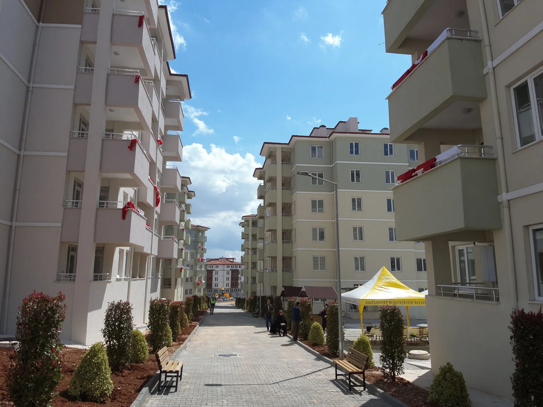 UYGUN FİYATA EV HAYALİ GBB KONUT İLE GERÇEK OLUYOR (1)
