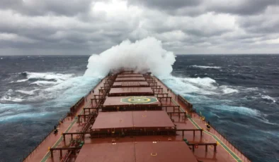 Karadeniz’de Fırtına Felaketi! Rus Tankerleri Fırtınaya Yenildi…