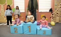 Gaziantep Bebek Kütüphanesi Emekleme Yarışması Renkli Görüntülerle Yapıldı