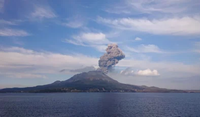 Japonya’da Sakurajima Yanardağı Patladı: Alarm Seviyesi Yükseltildi