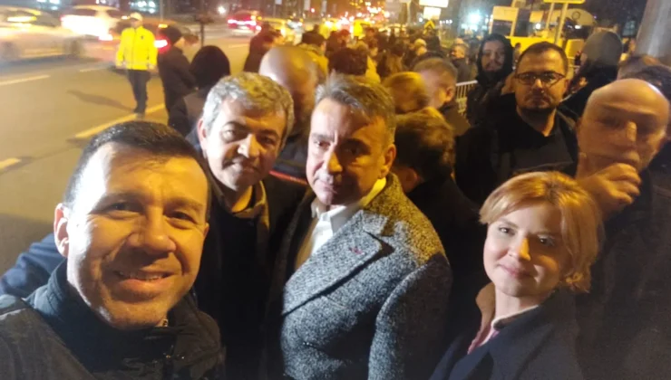 Gözler İstanbul’da: “Ümit Özdağ Yalnız Değildir!”