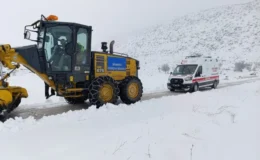 Diyarbakır’da Karla Mücadele Devam Ediyor! 2 Hasta Kurtarıldı…
