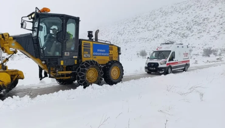Diyarbakır’da Karla Mücadele Devam Ediyor! 2 Hasta Kurtarıldı…