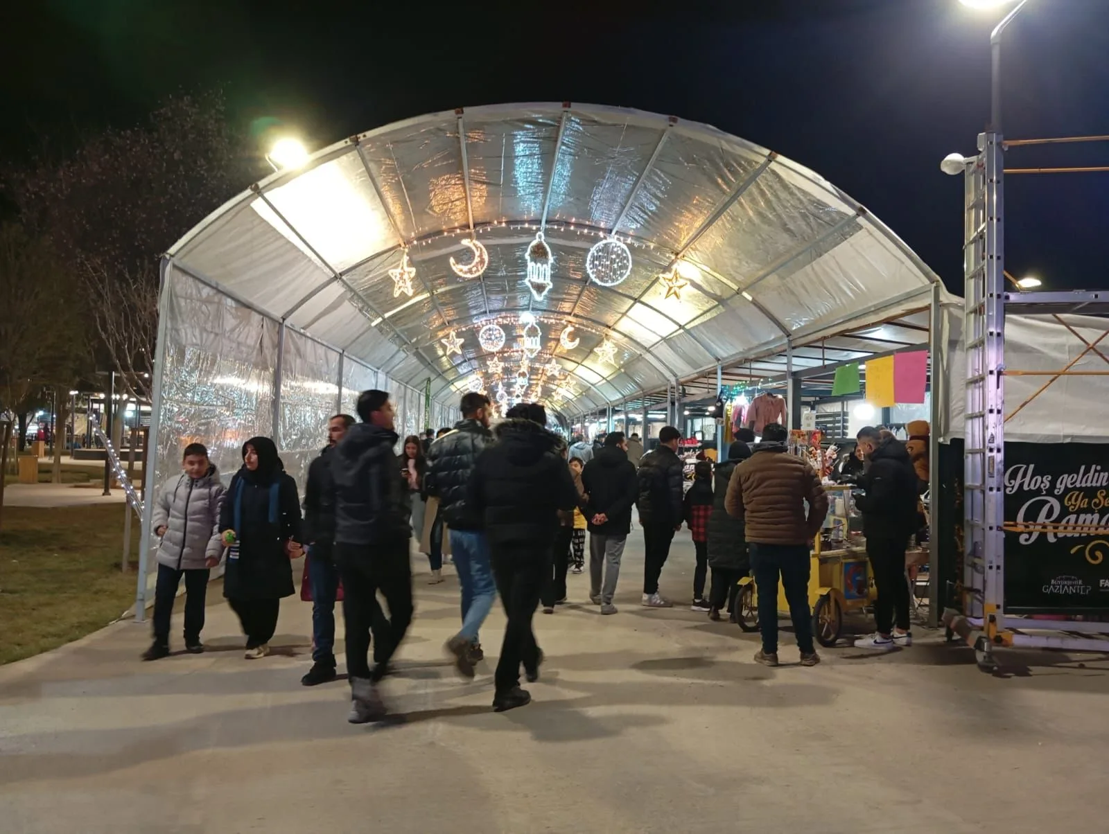 Gaziantep’te Ramazan Sokağı Durgun: Ekonomik Kriz mi, Soğuk Hava mı?