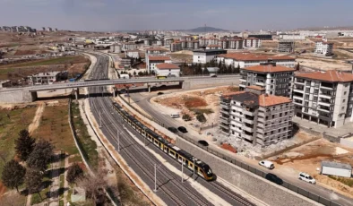 Gaziray’da Çevre Dostu ve Yerli Banliyö Trenleri Dönemi Başlıyor!