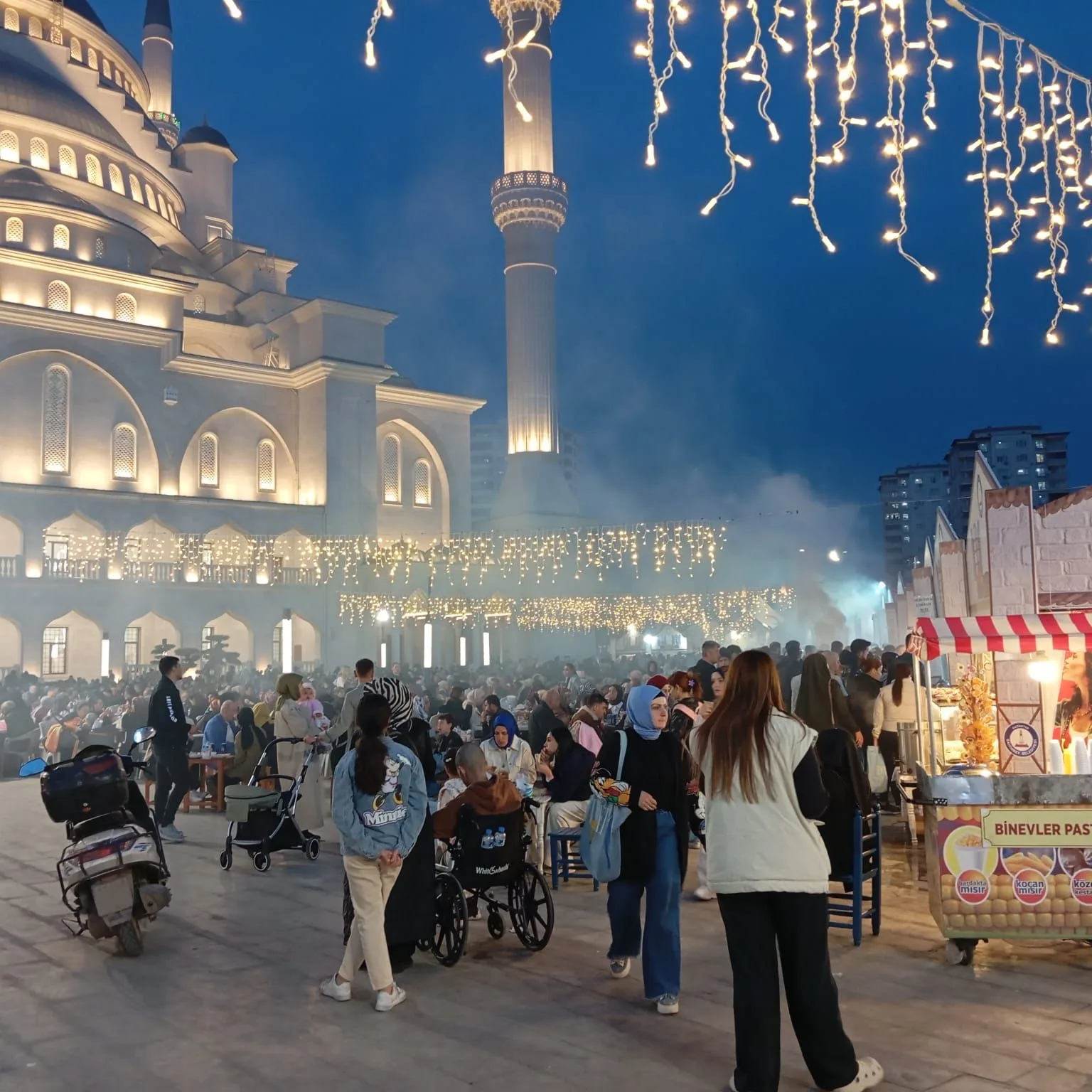 Gaziantep’te Bin Aydan Daha Hayırlı Gece: Kadir Gecesi Coşkuyla İhya Edildi