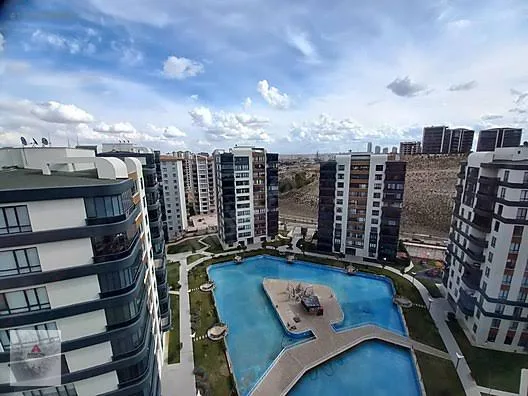 Türkiye’de Balkon Paradoksu: Yapılan Balkonlar Neden Kapatılıyor?