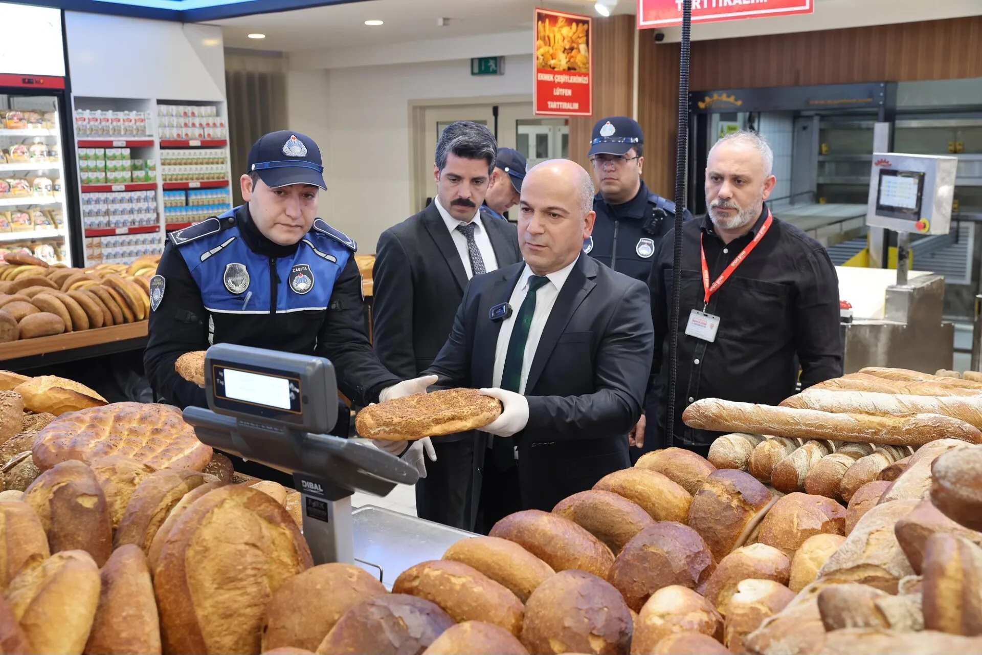 Gaziantep’te Hileli Gıdaya Geçit Yok: Ramazan’da Denetimler Aralıksız Sürüyor!