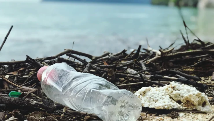 İçme Suyunda Mikroplastik Var Ama Risk Ne Kadar?