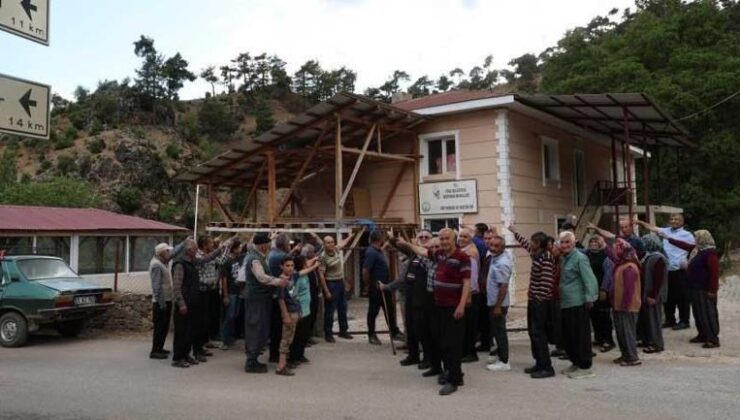 Muhtar 8 yıl boyunca bütün köylüyü kandırdı! ‘Köy malı ifadelerini kullandı, inandık’