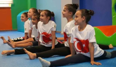 Şehitkamil yaz spor akademisinde 8 ayrı branşta eğitimler devam ediyor