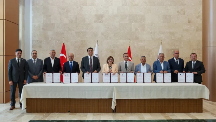 Gaziantep’te Sokak Hayvanlarının Tüm Sorumluluğu Büyükşehir’e Geçti