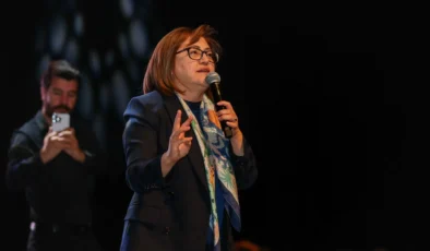 Şahin, “Yeşilay geleceğimizin rehberidir”