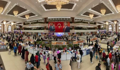 Ünlü yazarlar Gaziantep’te: 9. Kitap Fuarı başlıyor!