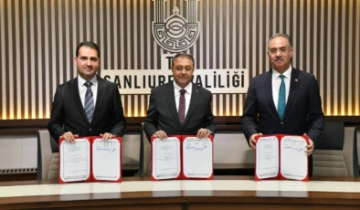 Tarihi Balıklıgöl çevre dostu aydınlatmaya kavuşuyor