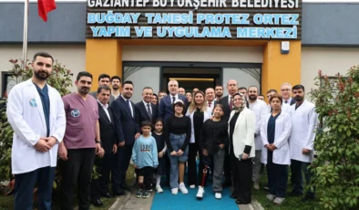 Bakan Işıkhan Gaziantep’te protez merkezini ziyaret etti