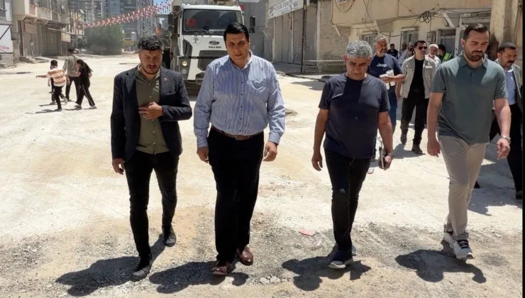 Şehitkamil’de yoğun asfalt çalışmaları sürüyor