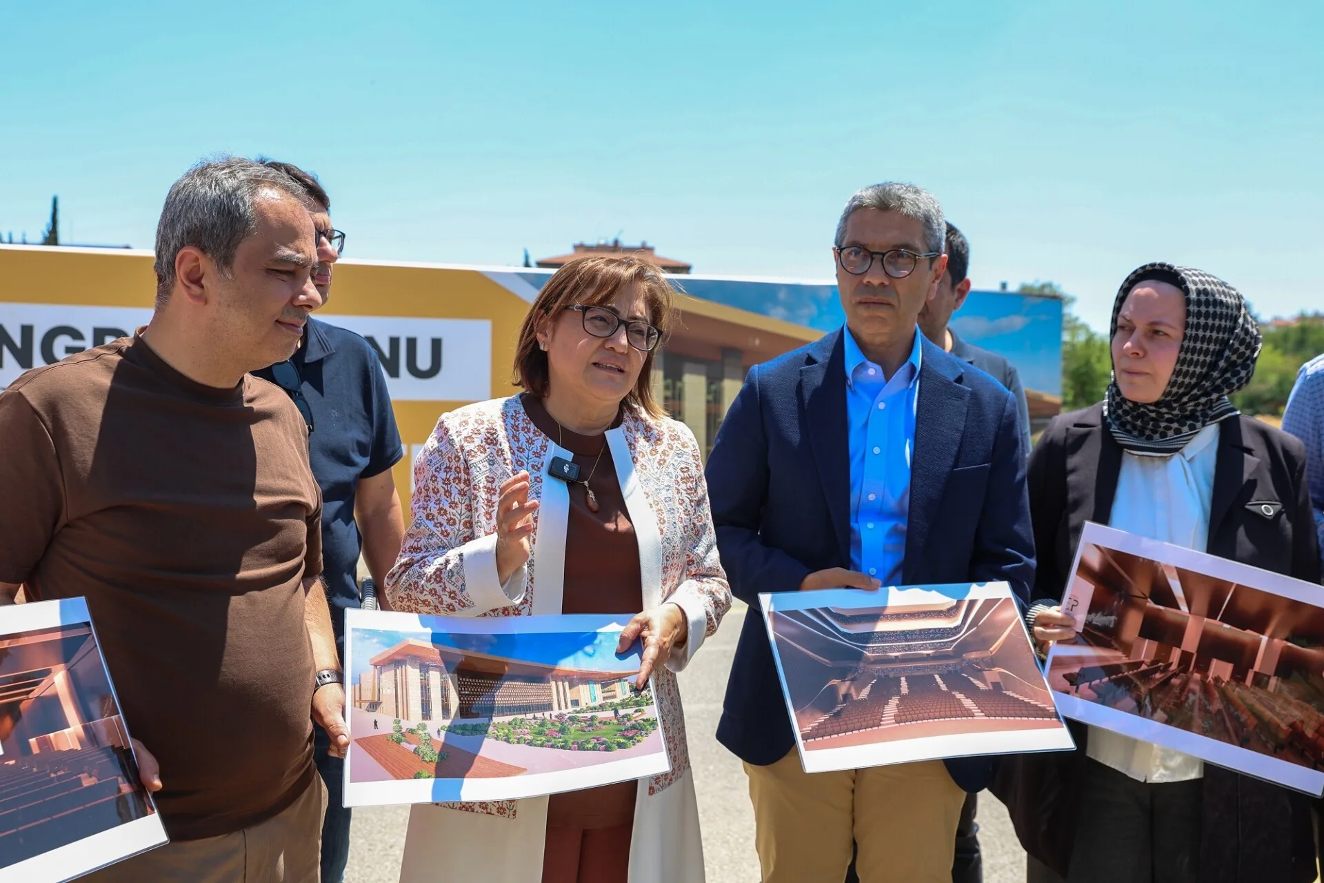 Gaziantep’te 35 Bin Metrekarelik beton dev: Kongre Merkezi “Yeşil Şehir” iddialarını nasıl yutacak? Gaziantep’te 35 Bin Metrekarelik beton dev: Kongre Merkezi “Yeşil Şehir” iddialarını nasıl yutacak?